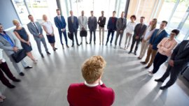 'Formación y habilidades del equipo de ventas'