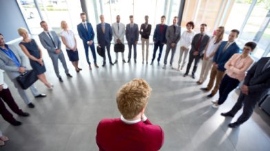 'Formación y habilidades del equipo de ventas'